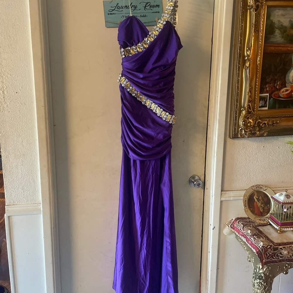 Purple One-Shoulder Evening Gown with Beaded Trim